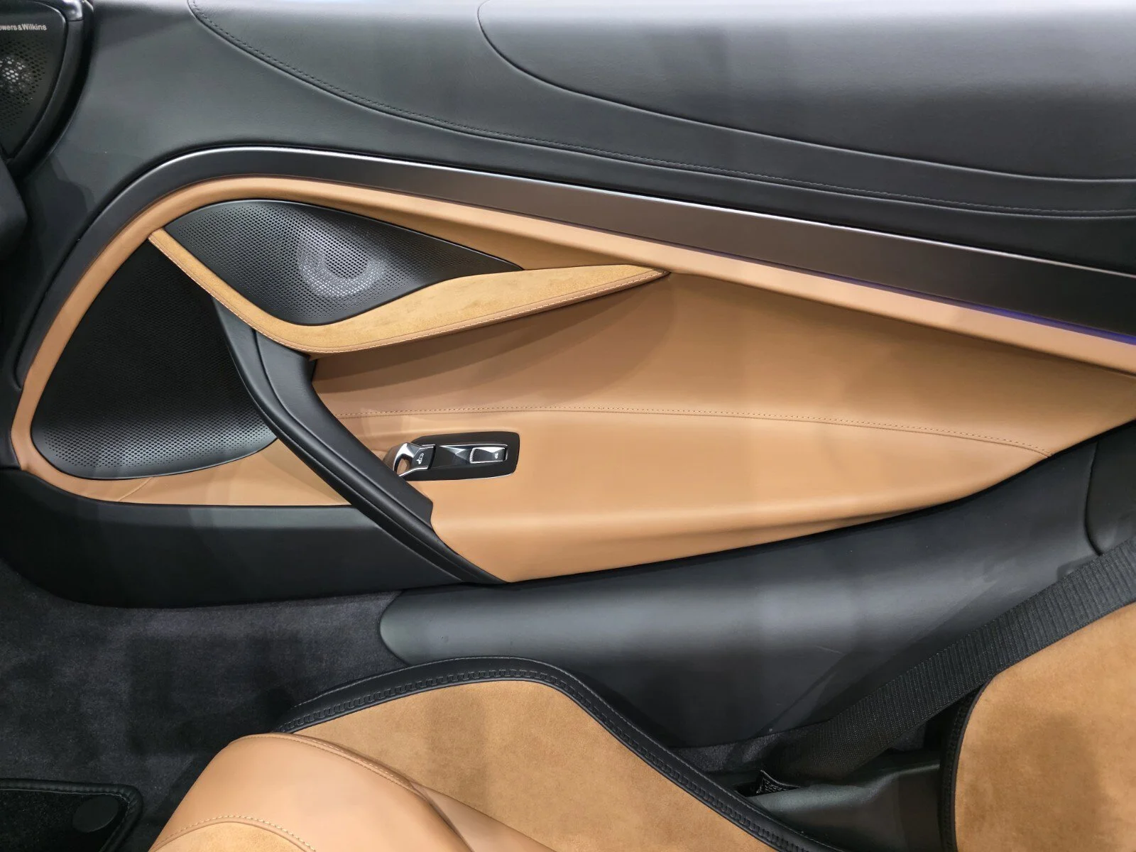 New 2027 MSO Amaranth Red McLaren Spider image 16