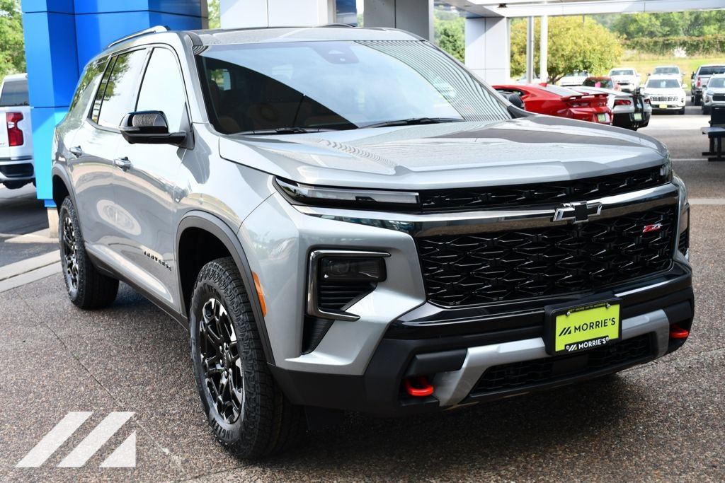 2027 Chevrolet Traverse Z71 - Photo 11