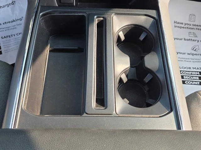 Used 2021 Black Ford XLT image 18