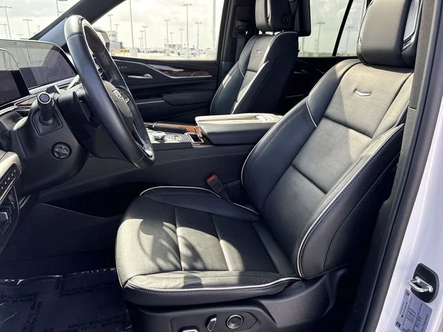 Used 2024 White Cadillac Premium Luxury image 11