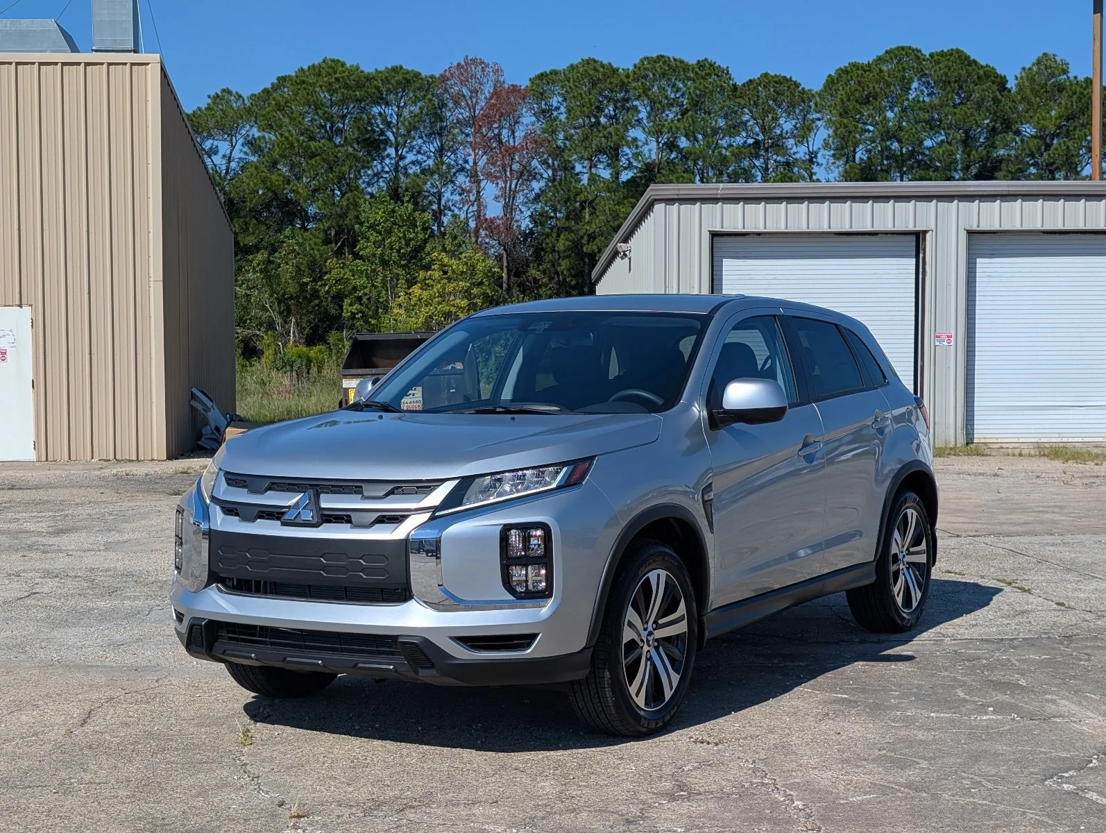 2027 Mitsubishi Outlander Sport ES