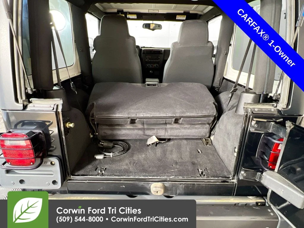 Used 2003  Jeep Rubicon image 13