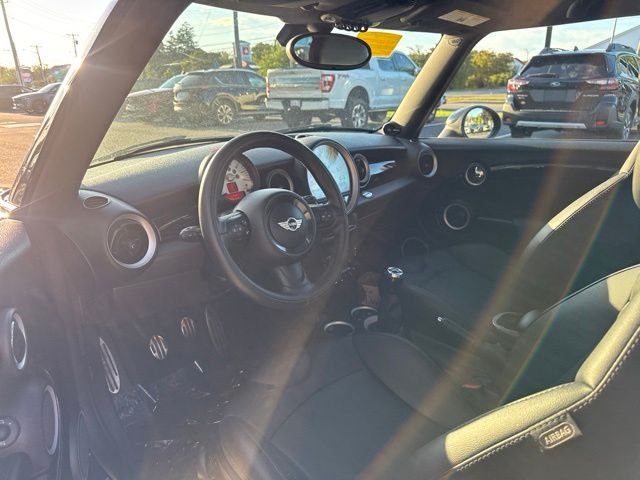 Used 2014 Black MINI Clubman image 12