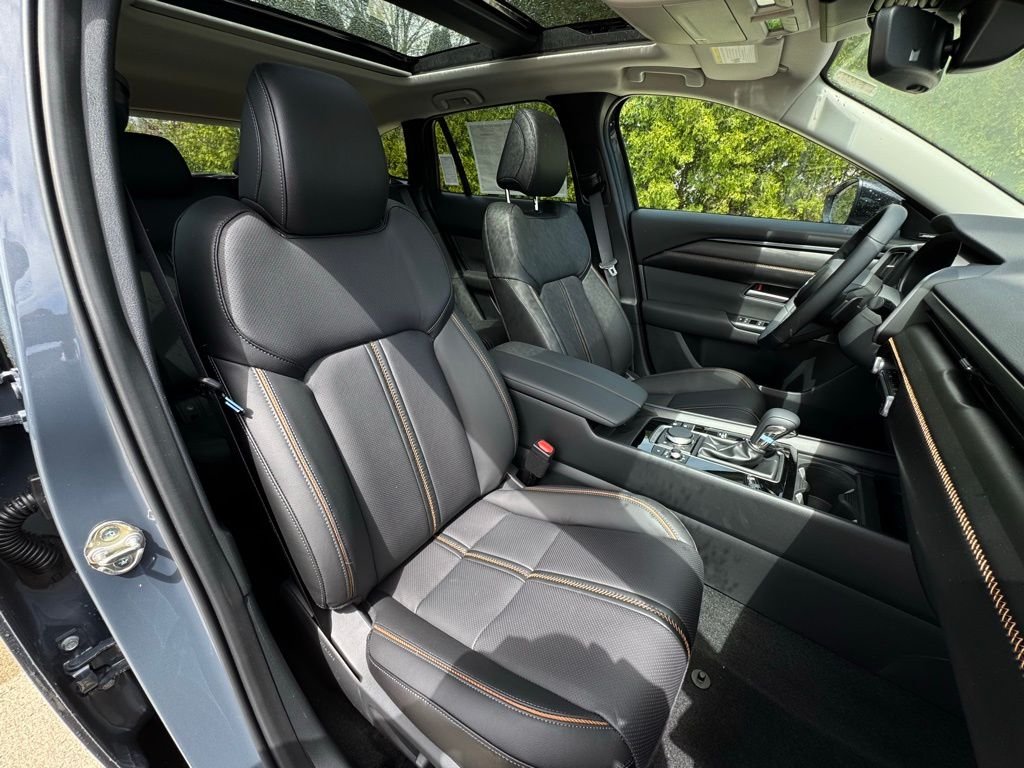 2025 Mazda CX-50 Premium - Photo 28