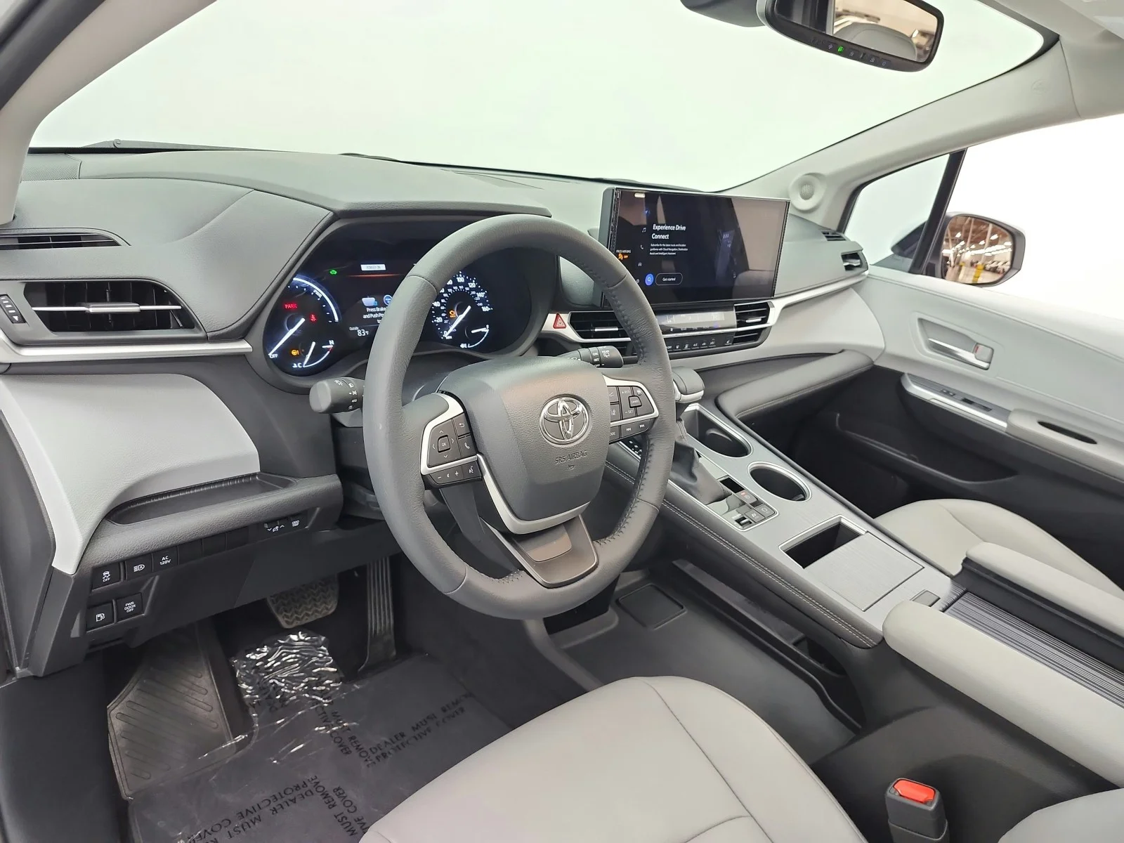 Used 2025 Wind Chill Pearl Toyota XLE AWD 7-Passenger (Natl) image 9