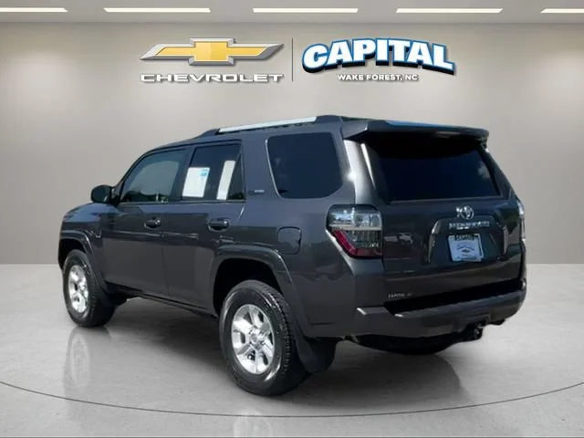 Used 2022 Gray Toyota SR5 image 3