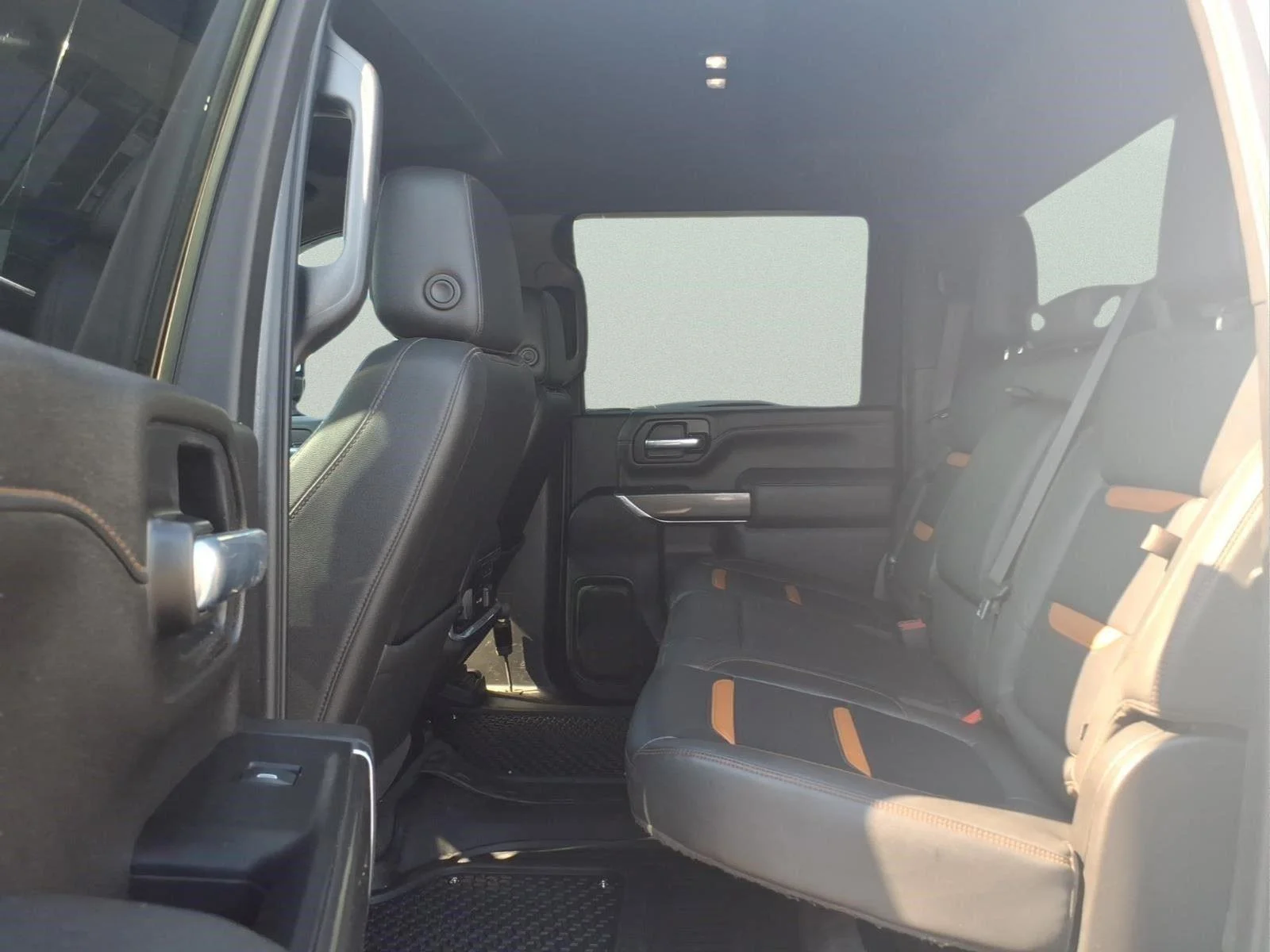 Used 2021 SUMMIT WHITE GMC AT4 image 12