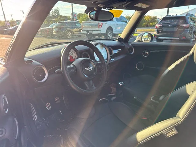 Used 2014 Black MINI Clubman image 12