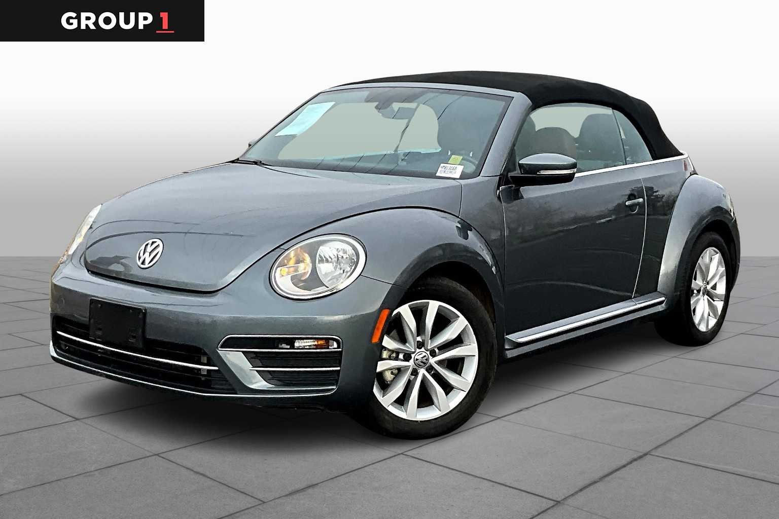 Pre-Owned 2017 Volkswagen Beetle Convertible 1.8T Classic