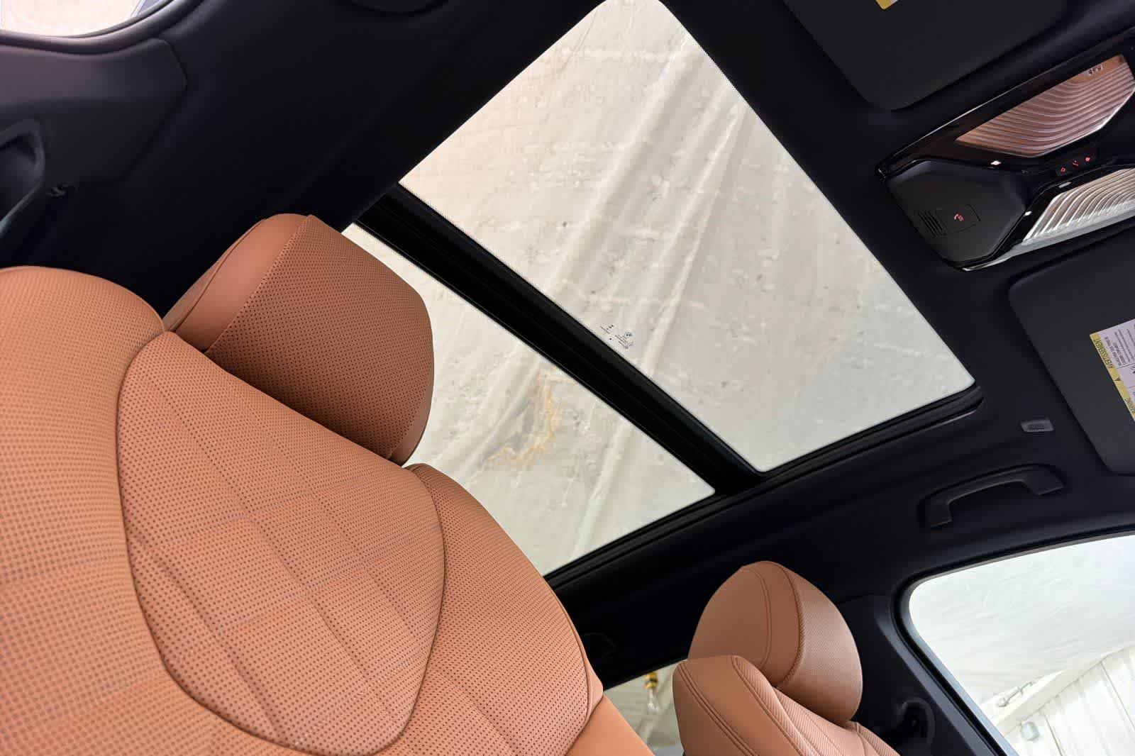 New 2026 Dravit Grey Metallic BMW xDrive40i image 17