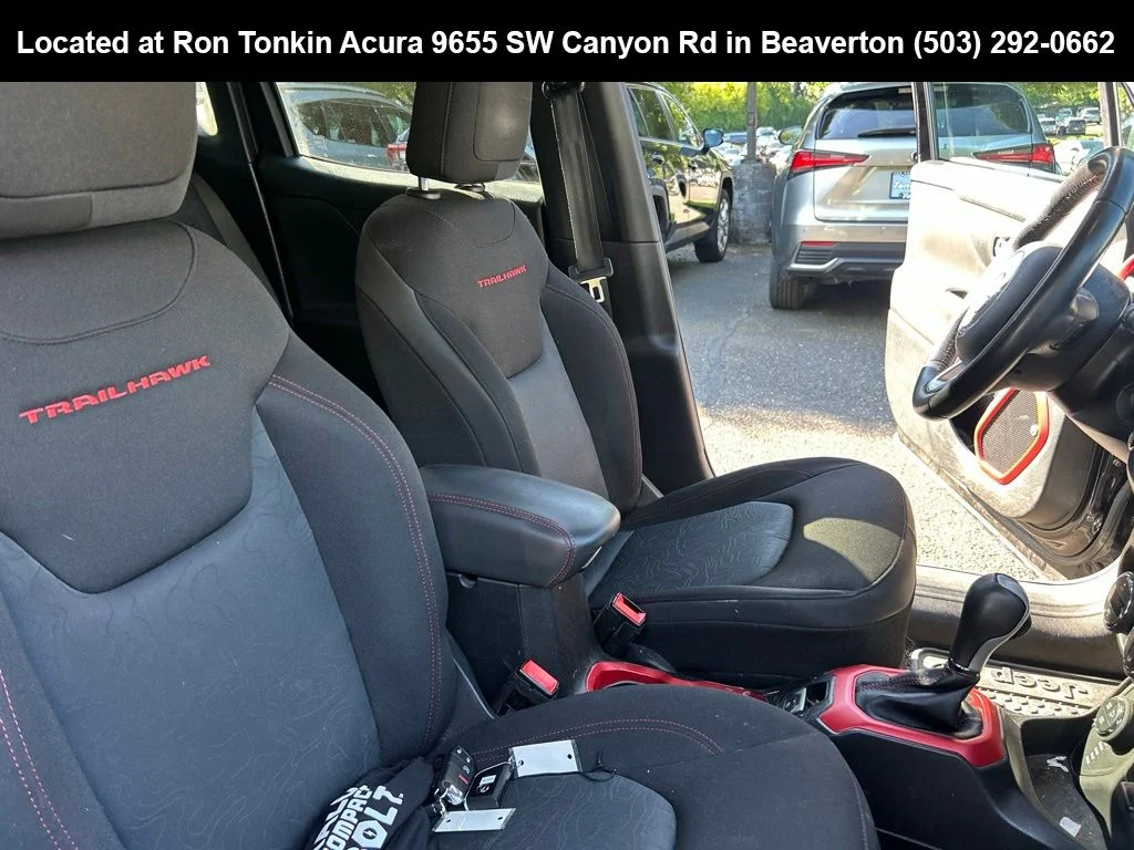 Used 2016 Black Jeep Trailhawk image 11