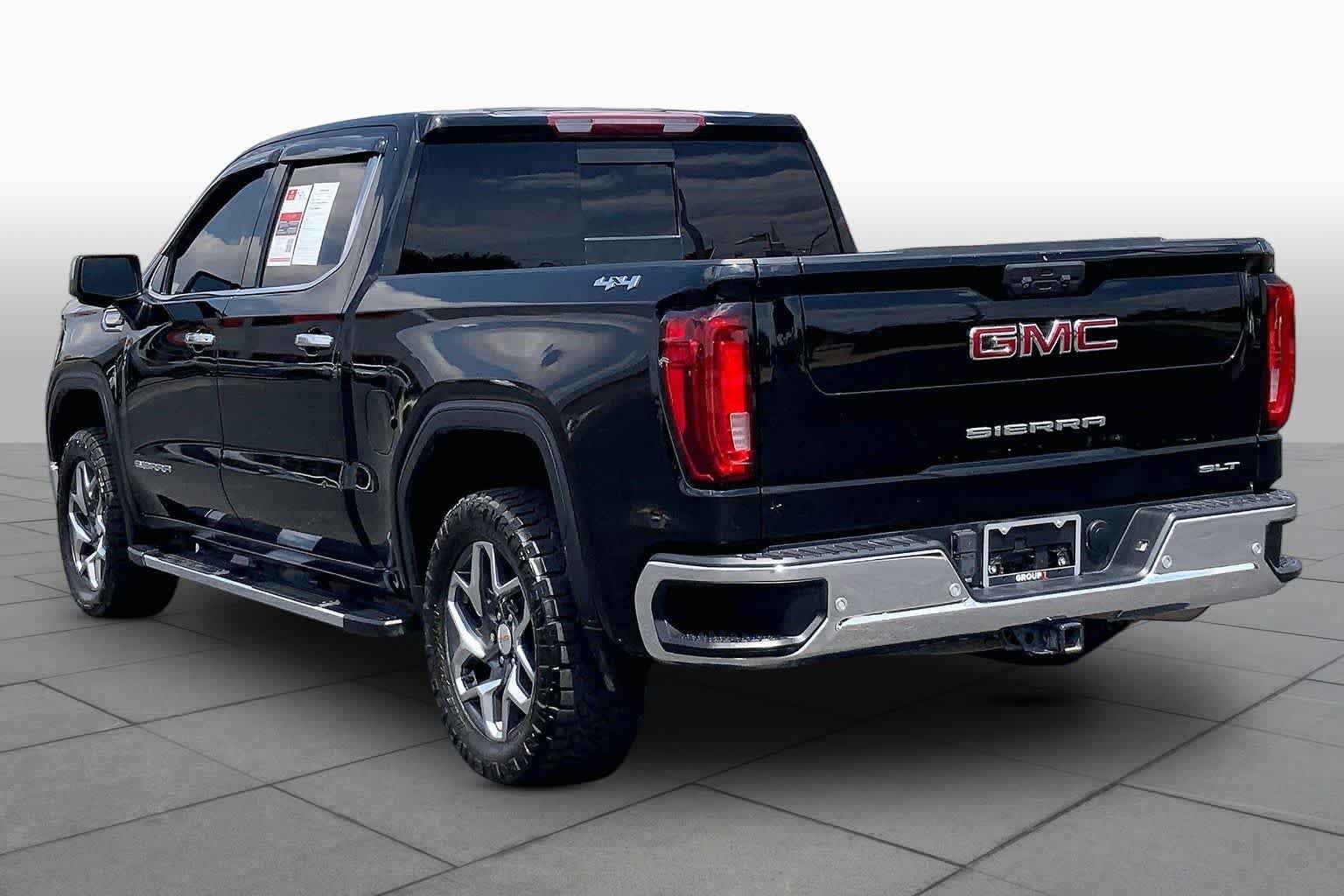 Used 2022 Onyx Black GMC SLT image 12