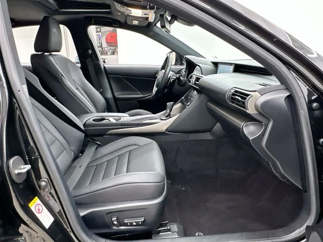 Used 2018 Black Lexus 300 image 15