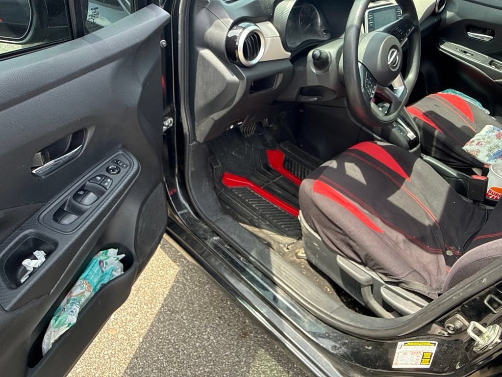 Used 2021 Black Nissan SV Xtronic CVT image 14