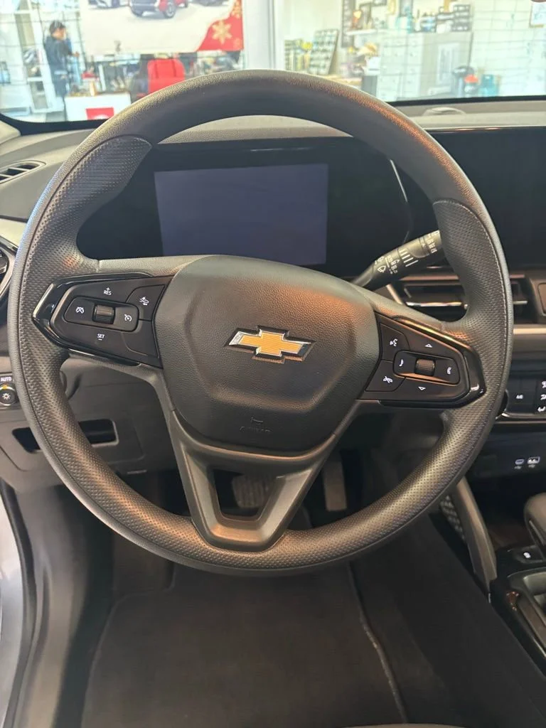2025 Chevrolet Trailblazer LS - Photo 11