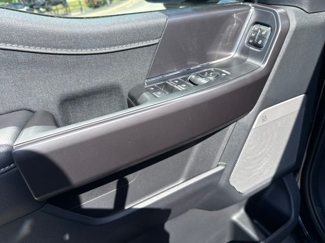 New 2026 Antimatter Blue Metallic Ford Lariat image 19