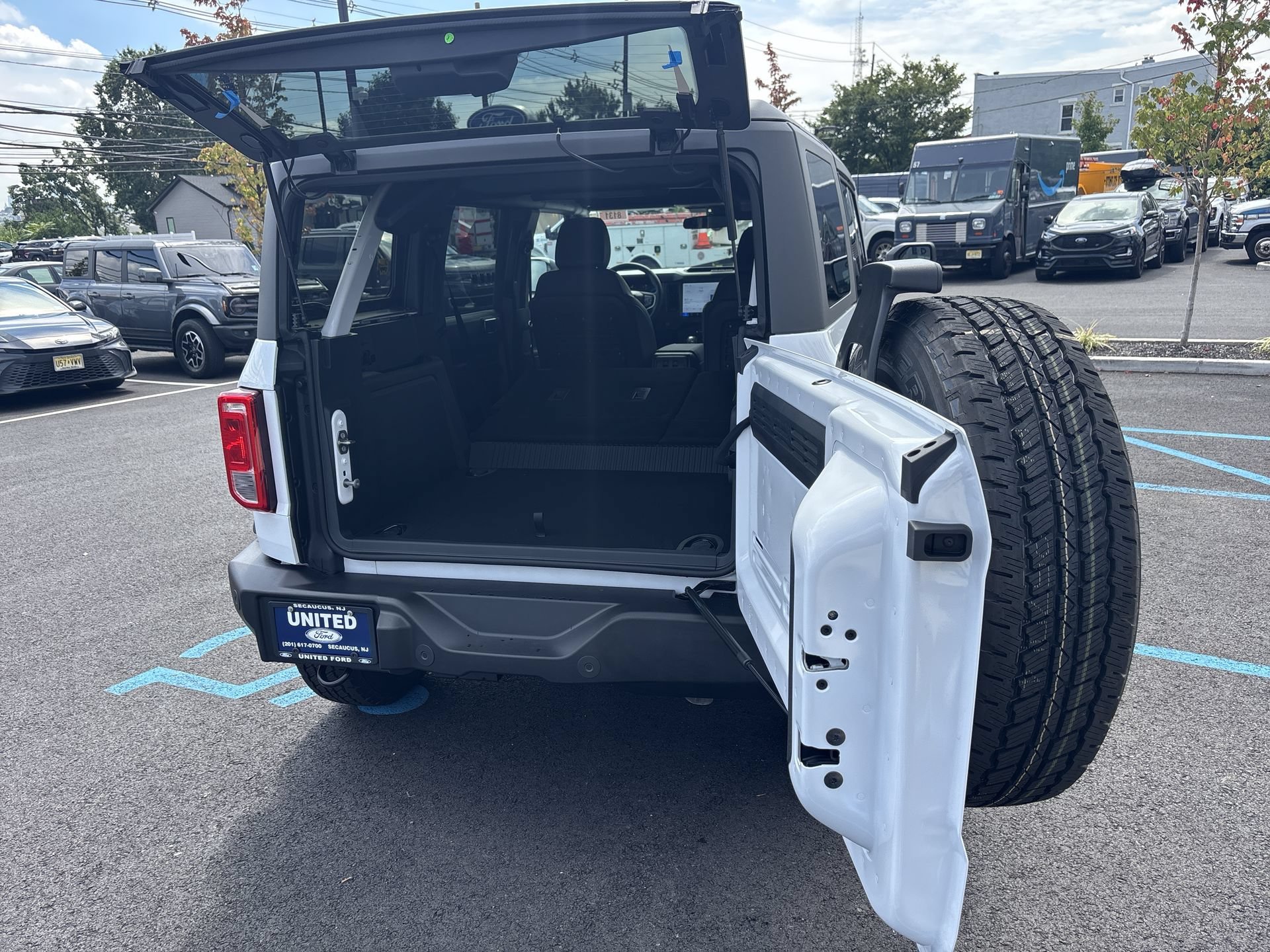 New 2026 Oxford White Ford Big Bend® image 32