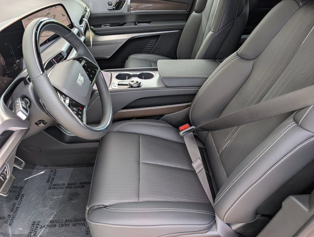 2027 Cadillac VISTIQ Sport - Photo 11