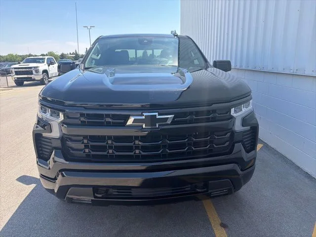 Used 2023 Black Chevrolet RST image 2