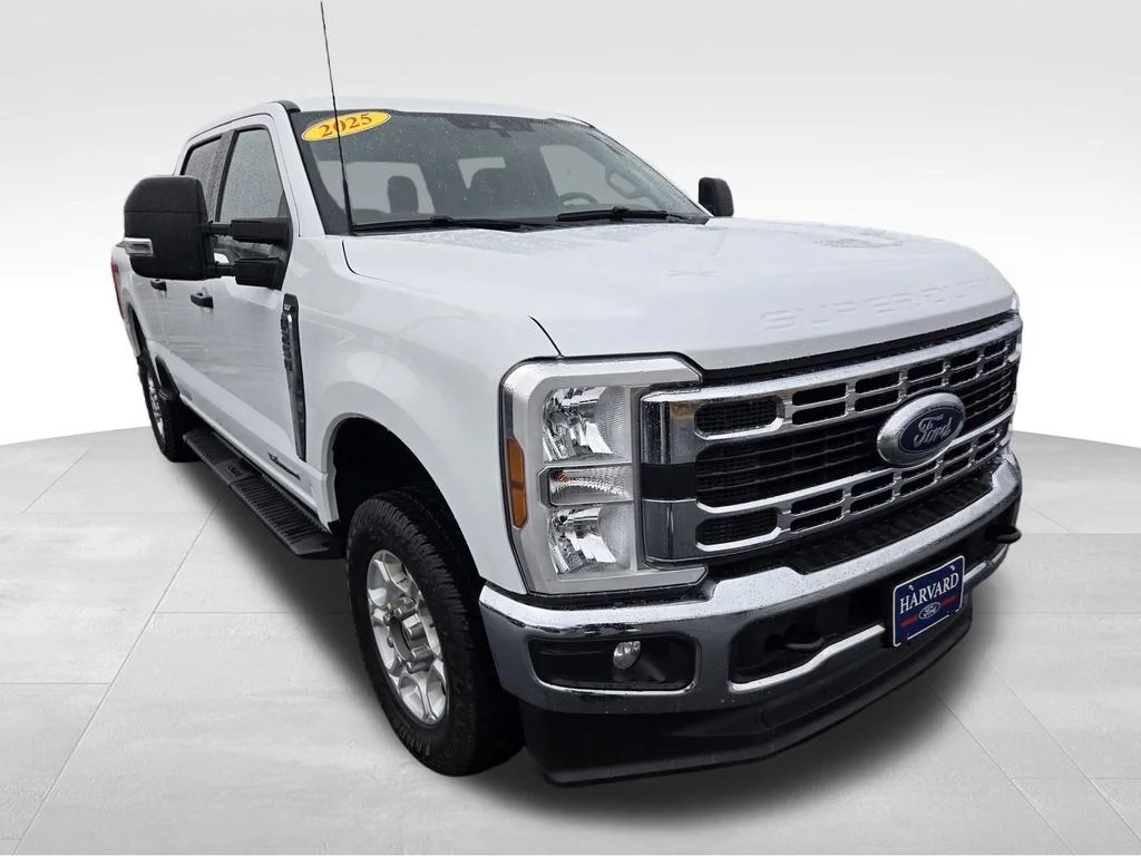 2025 Ford F-250 XLT 4x4 Crew Cab 6-3/4' Box's photo