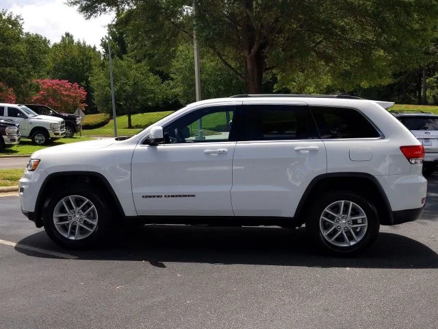 Used 2018 White Jeep Laredo E image 6