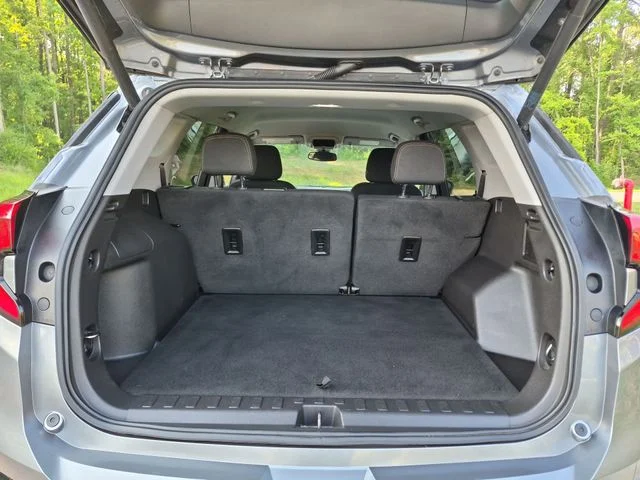 Used 2021 Gray GMC SLE image 23