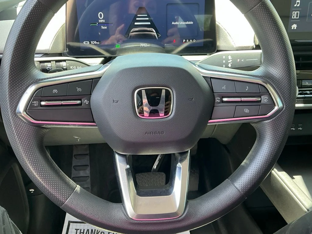 Used 2025  Honda EX image 39