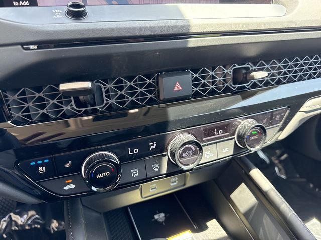 2023 Honda Accord Hybrid Touring - Photo 19