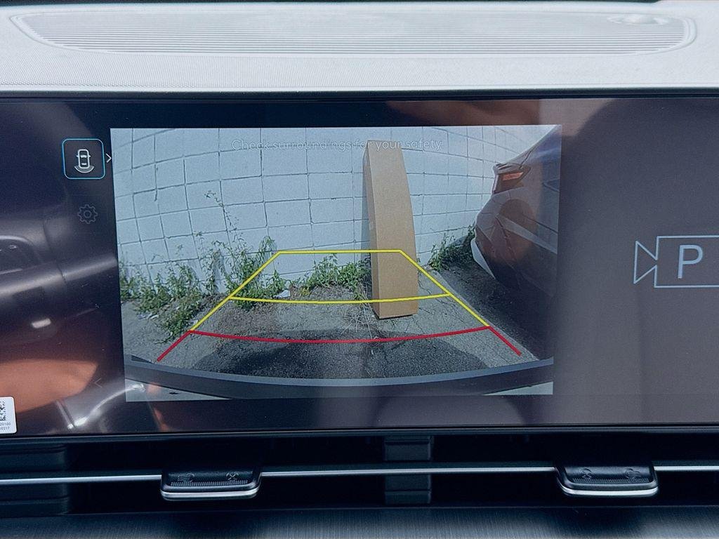 New 2026 Atlas White Hyundai SEL Premium FWD image 9