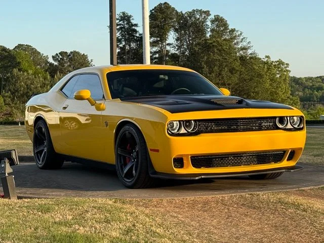 2017 Dodge Challenger SRT Hellcat's photo