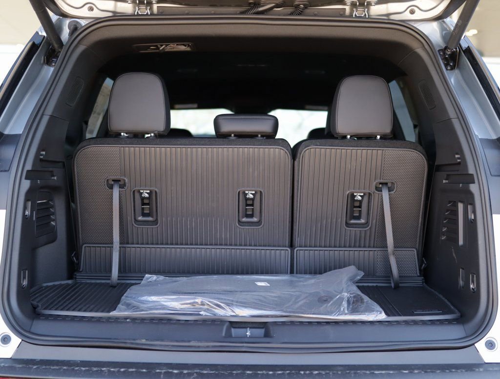 2026 GMC Acadia Elevation - Photo 30
