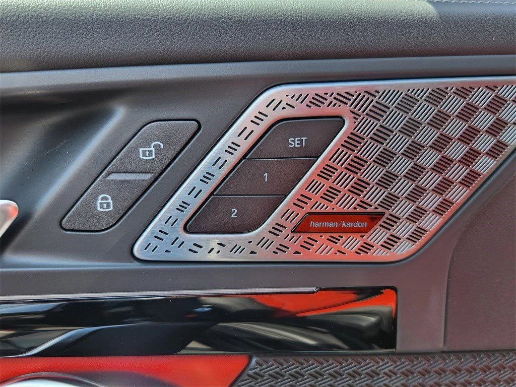2025 BMW X1 28i - Photo 16