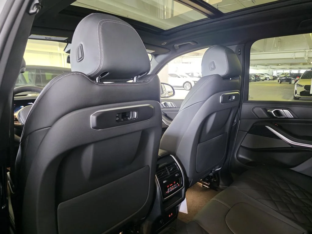 New 2026 Gray BMW sDrive40i image 12