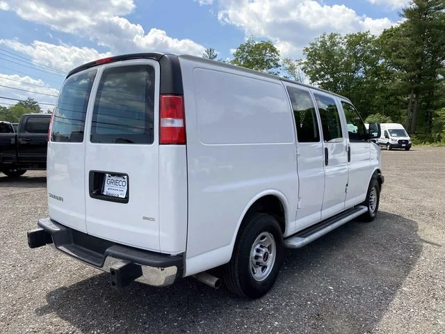 Used 2024 Summit White GMC Work Van image 3