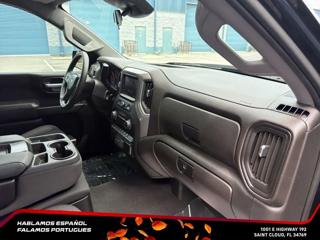 Used 2023 BLACK Chevrolet Custom image 33