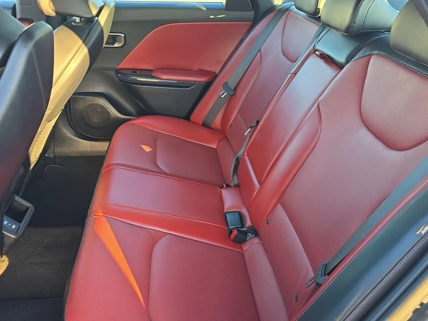 Used 2025 Interstellar Gray Kia GT-Line image 21