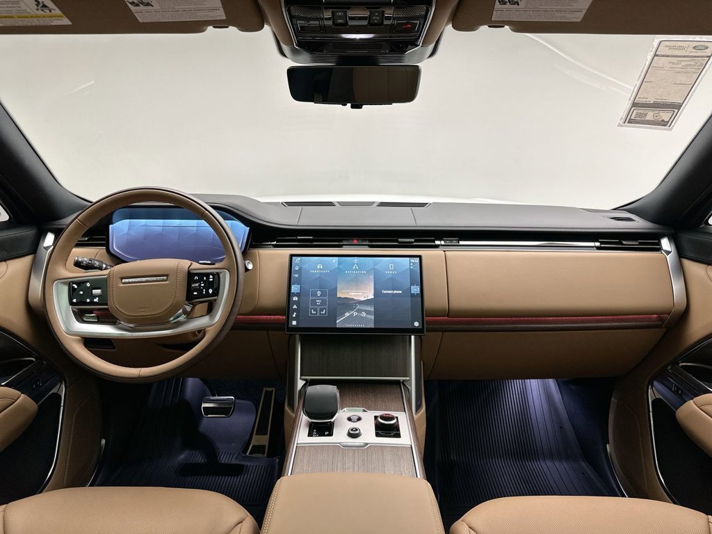New 2027 Fuji White Land Rover SE image 8