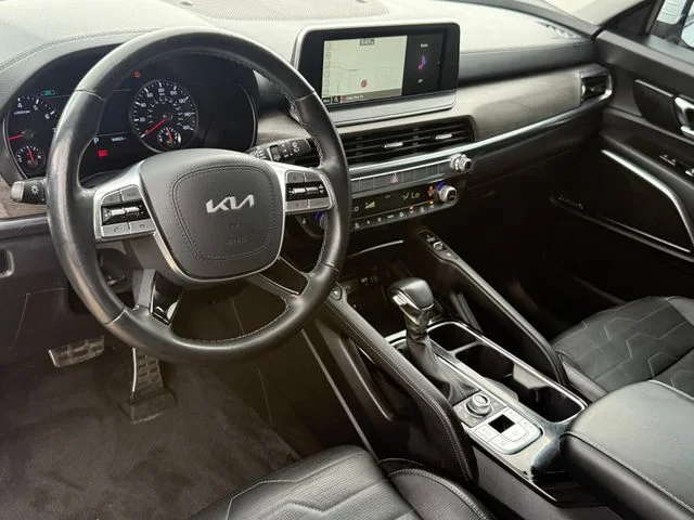 Used 2022 White Kia SX image 9