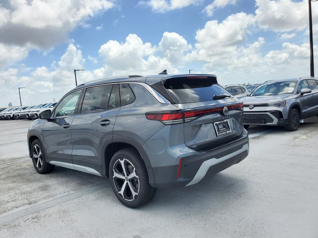 New 2026 Gray Volkswagen 2.0T SE image 3