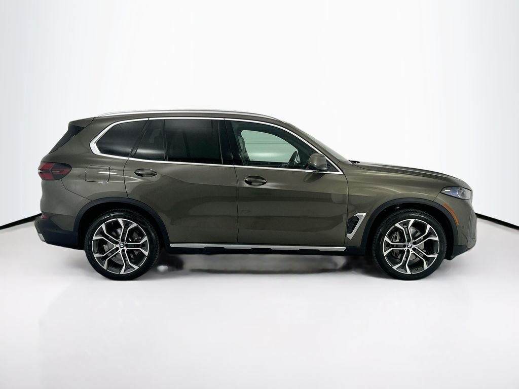 Certified Used 2026 Green Metallic BMW sDrive40i image 4