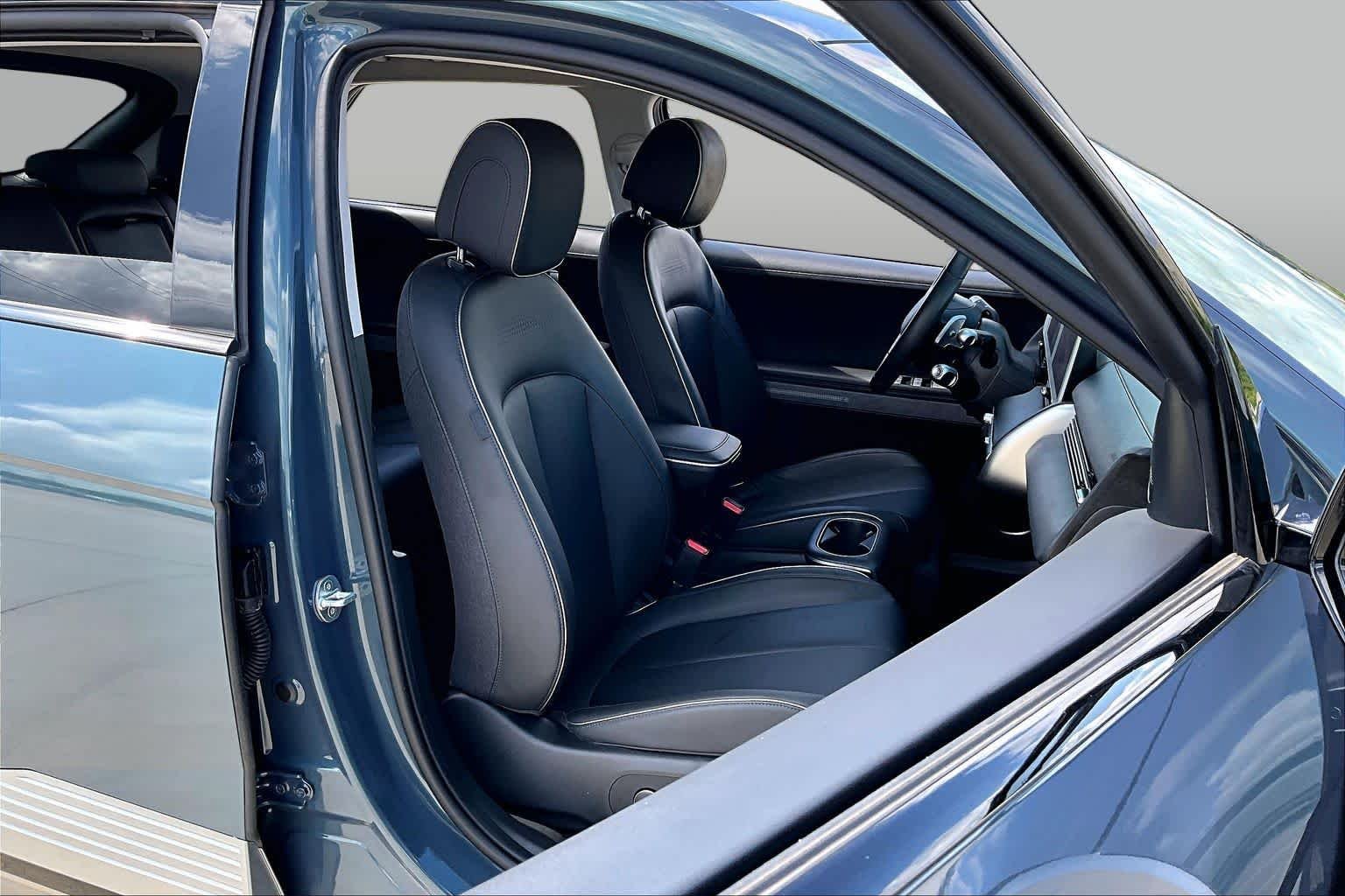 Used 2023 Digital Teal Hyundai Limited image 8