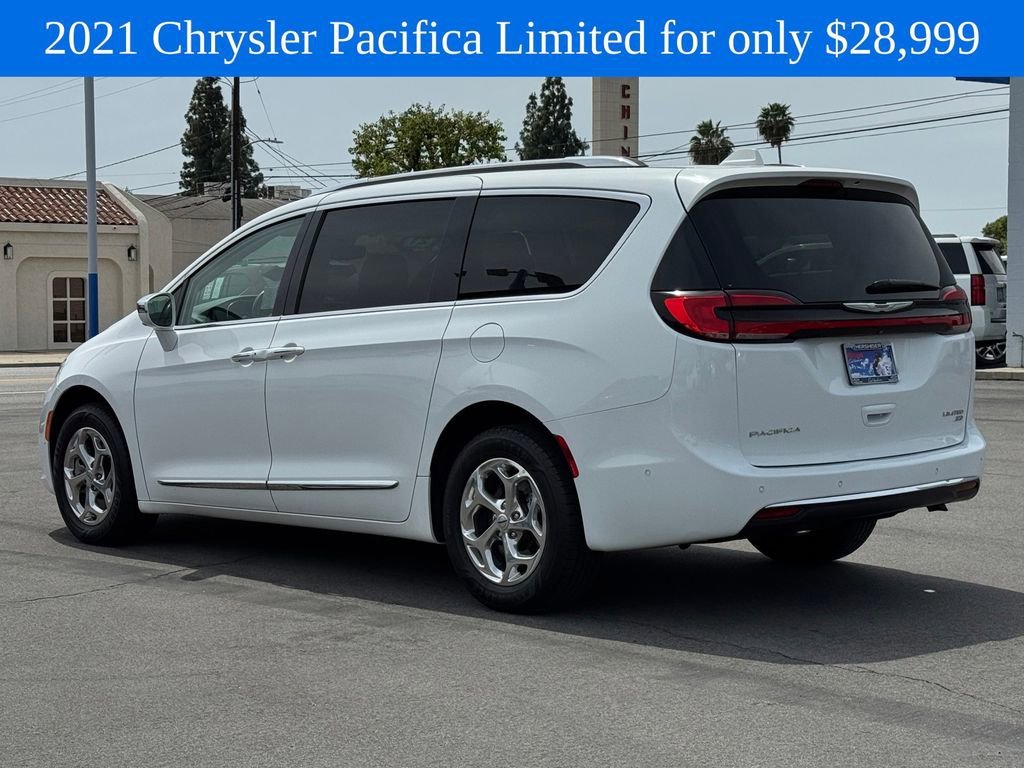 Used 2021 White Chrysler Limited image 5
