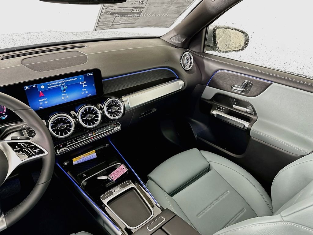 New 2026 Cirrus Silver Metallic Mercedes-Benz GLB 250 image 23