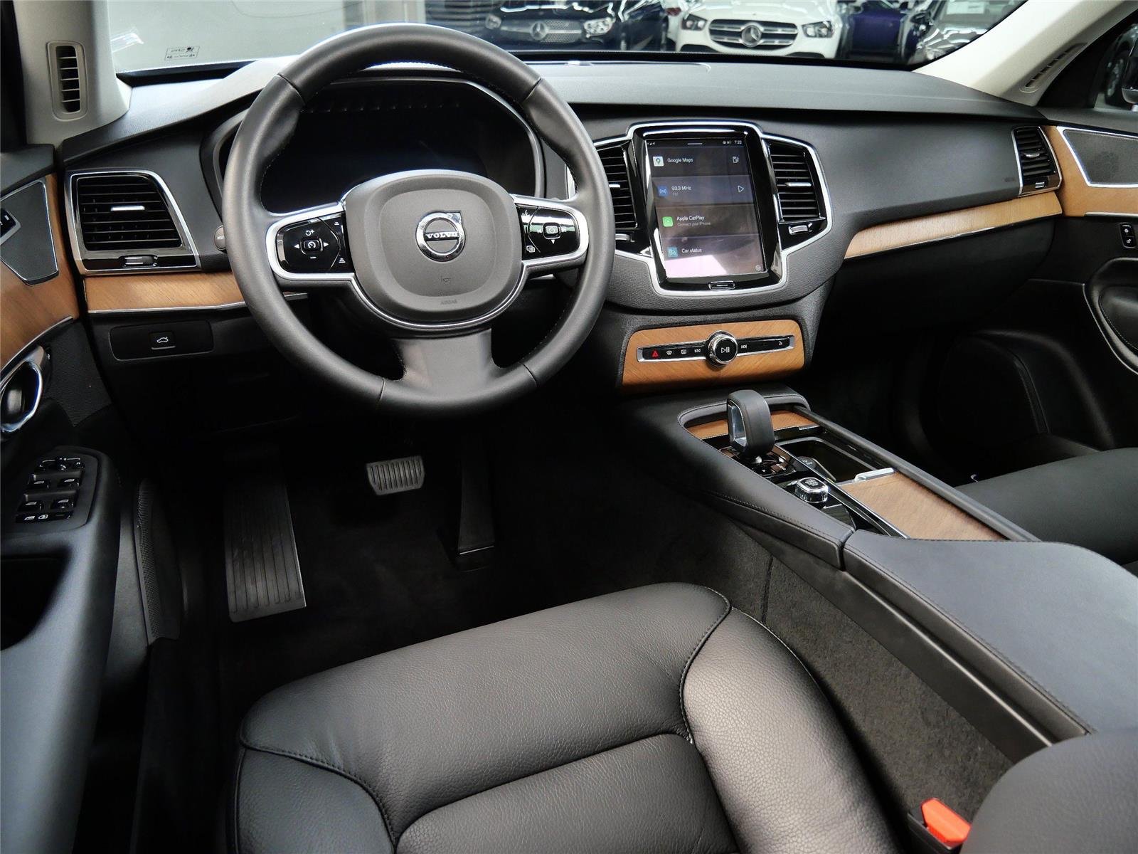 Used 2025 Volvo XC90 Plus with VIN YV4062PE7S1336010 for sale in Minnetonka, Minnesota