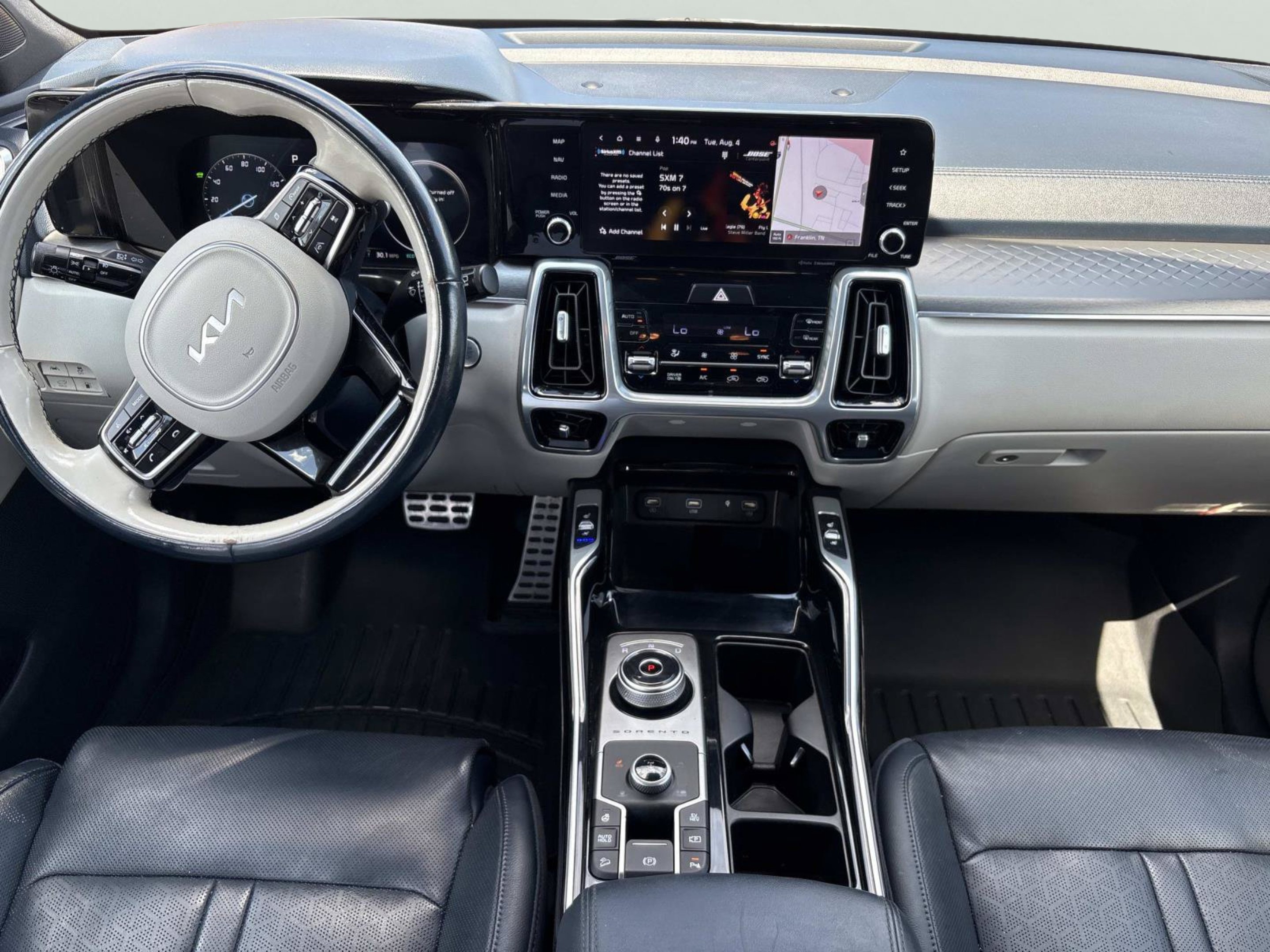 Used 2022 Silky Silver Kia SX Prestige image 12