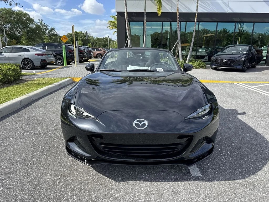 2026 Mazda MX-5 Miata Club - Photo 8
