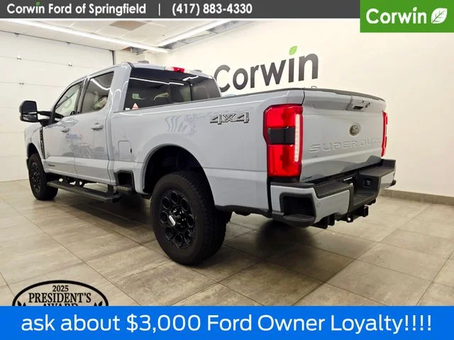 New 2026 Glacier Gray Metallic Tri-Coat Ford F-250® Lariat® image 4