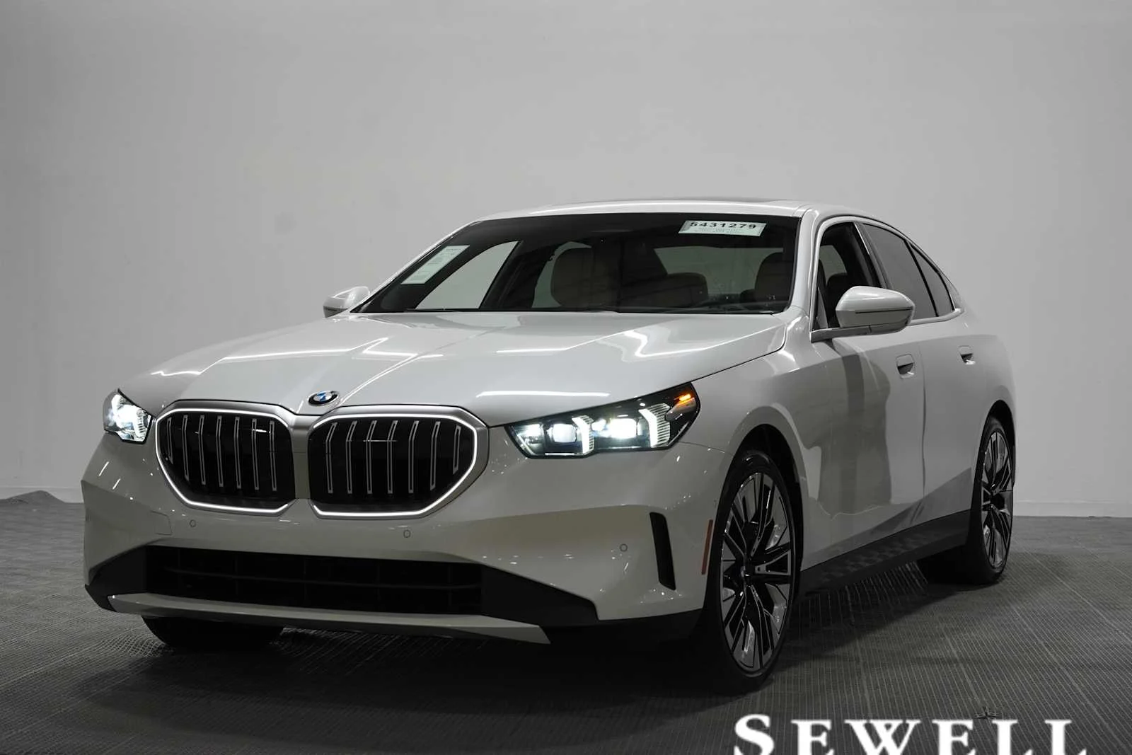 2027 BMW 530i 530i