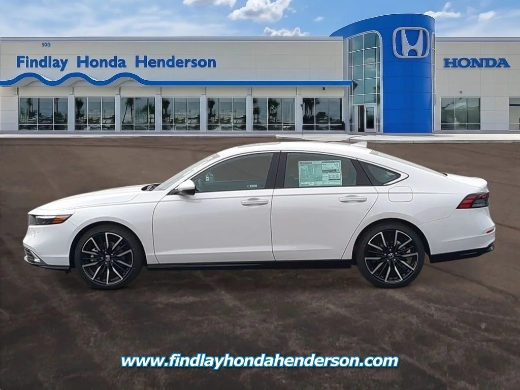 New 2026 Platinum White Pearl Honda Touring image 2