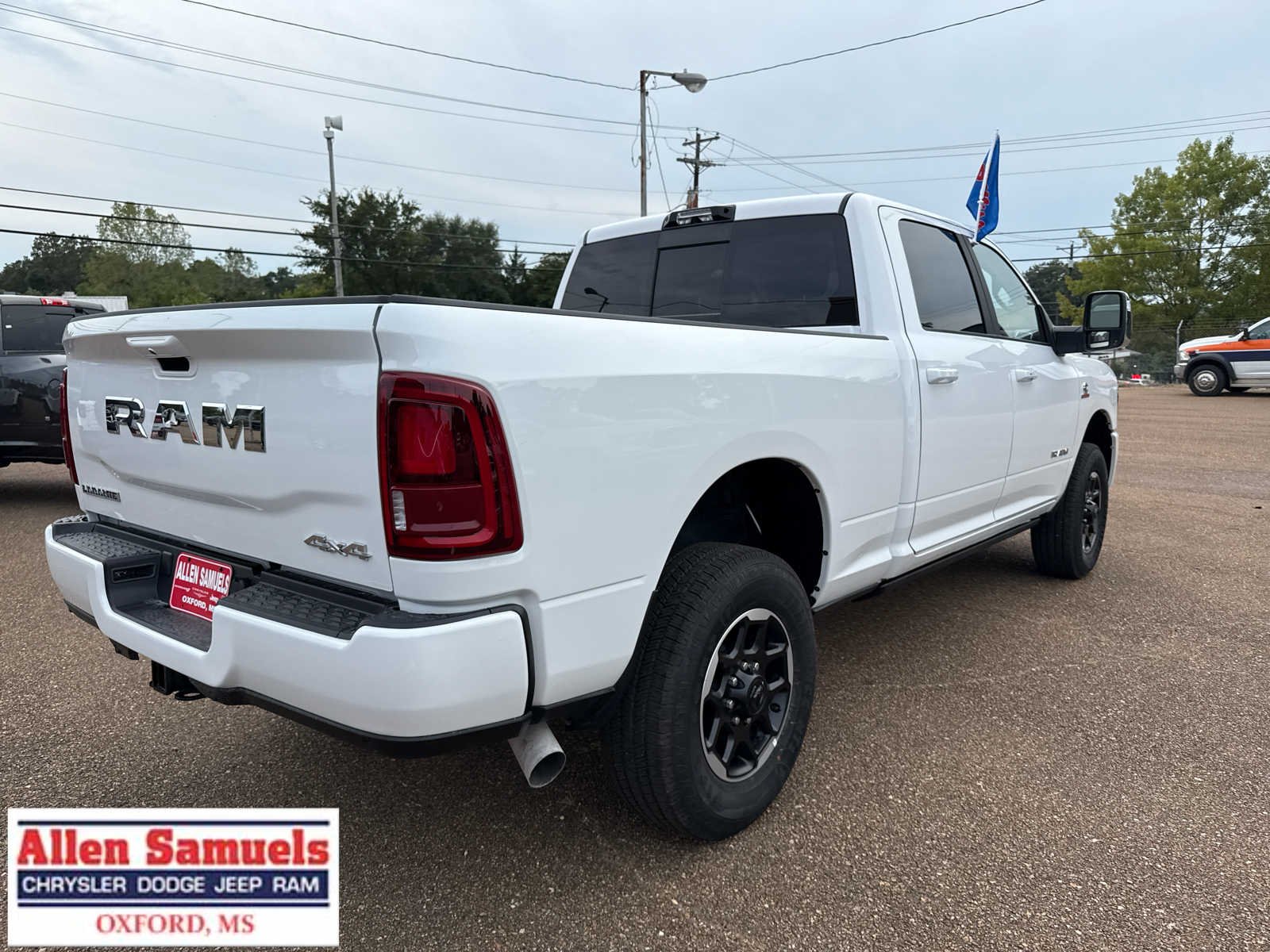 2026 RAM 2500 Laramie - Photo 3
